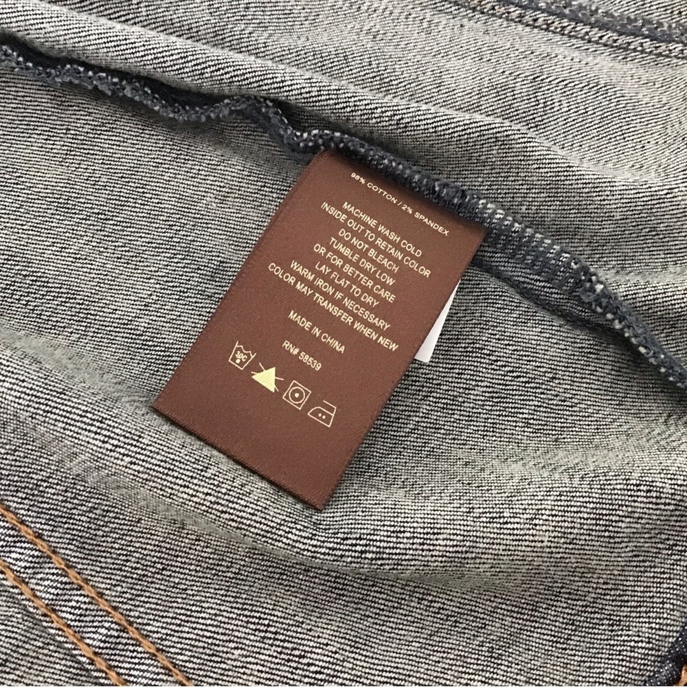 KUT from the Kloth Helena Denim Jacket - Picture 9 of 10